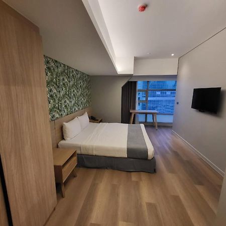 Infinity Tower Suites Makati City Exterior foto