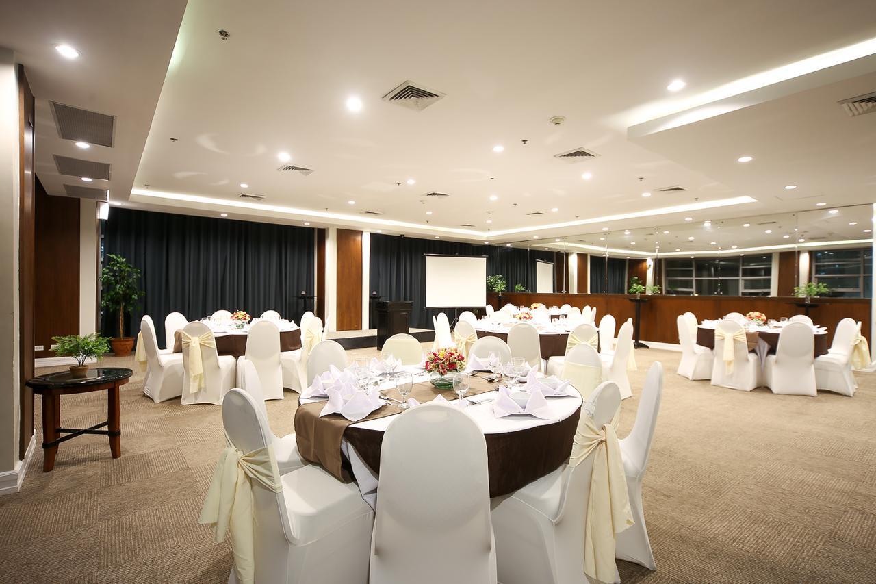 Infinity Tower Suites Makati City Exterior foto