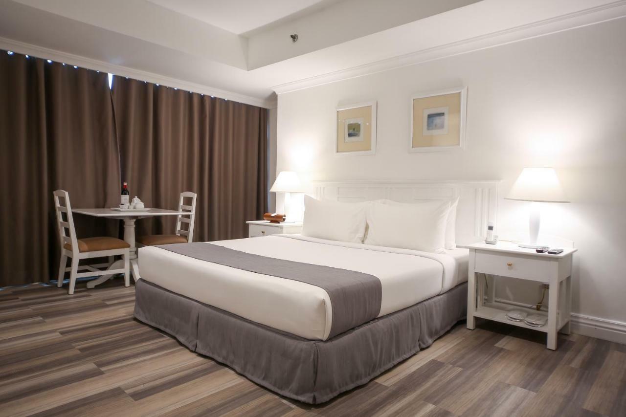 Infinity Tower Suites Makati City Exterior foto