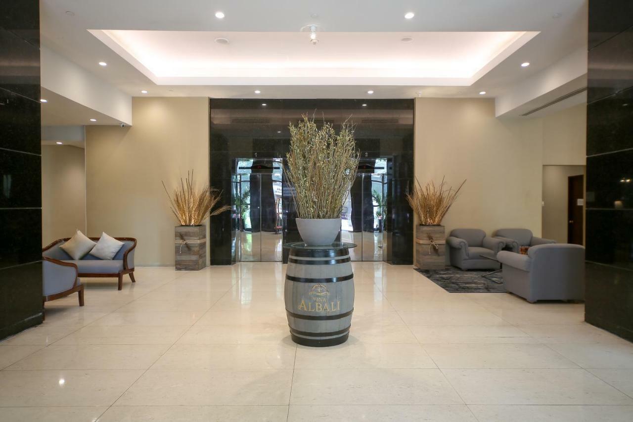 Infinity Tower Suites Makati City Exterior foto
