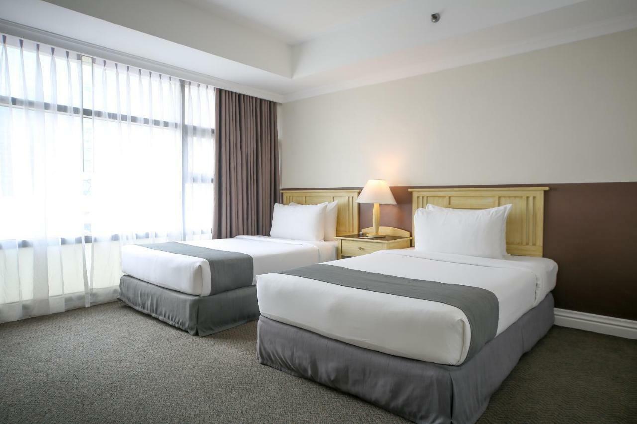 Infinity Tower Suites Makati City Exterior foto